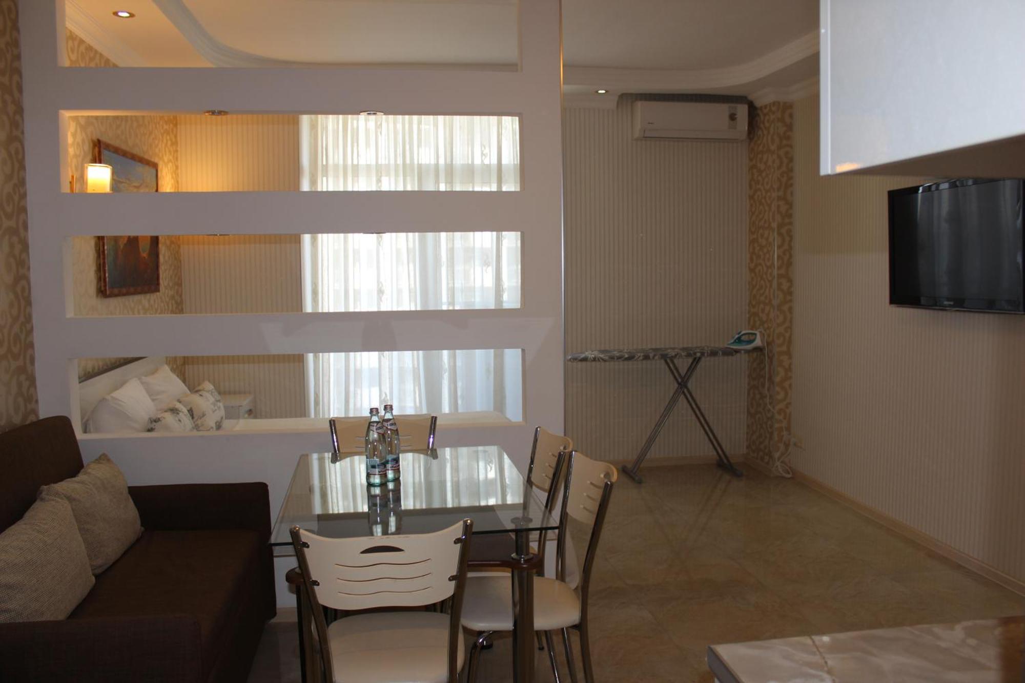 Panorama Sea Tower Aparthotel Batumi Exterior foto